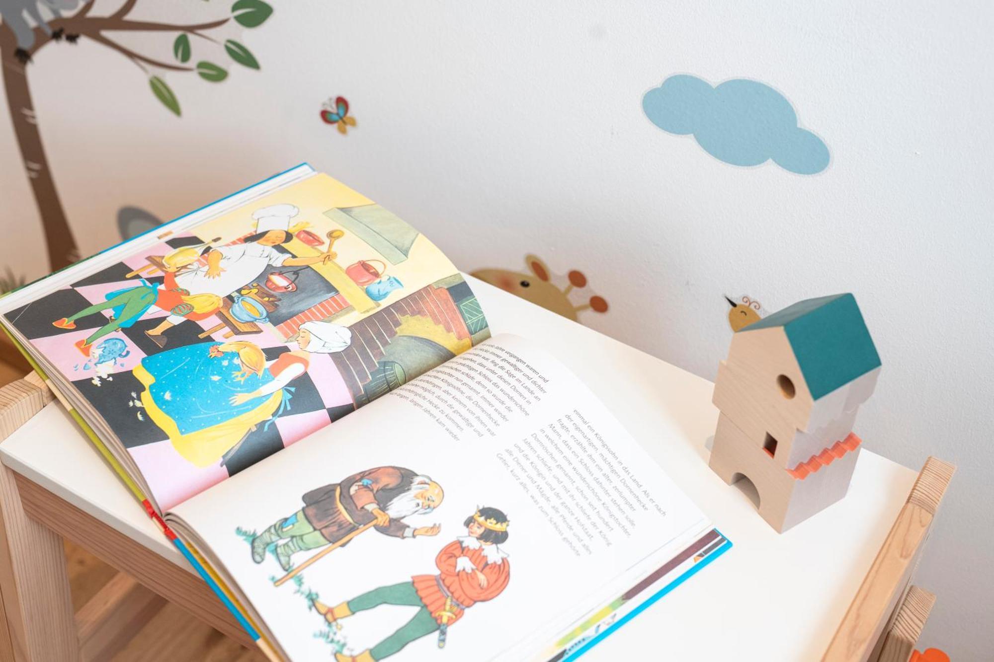 Bunter Hund Apartments - Zentrales Apartment, Parkplatz, Wintergarten, Kinderzimmer 로텐부르크 옵 데어타우버 외부 사진
