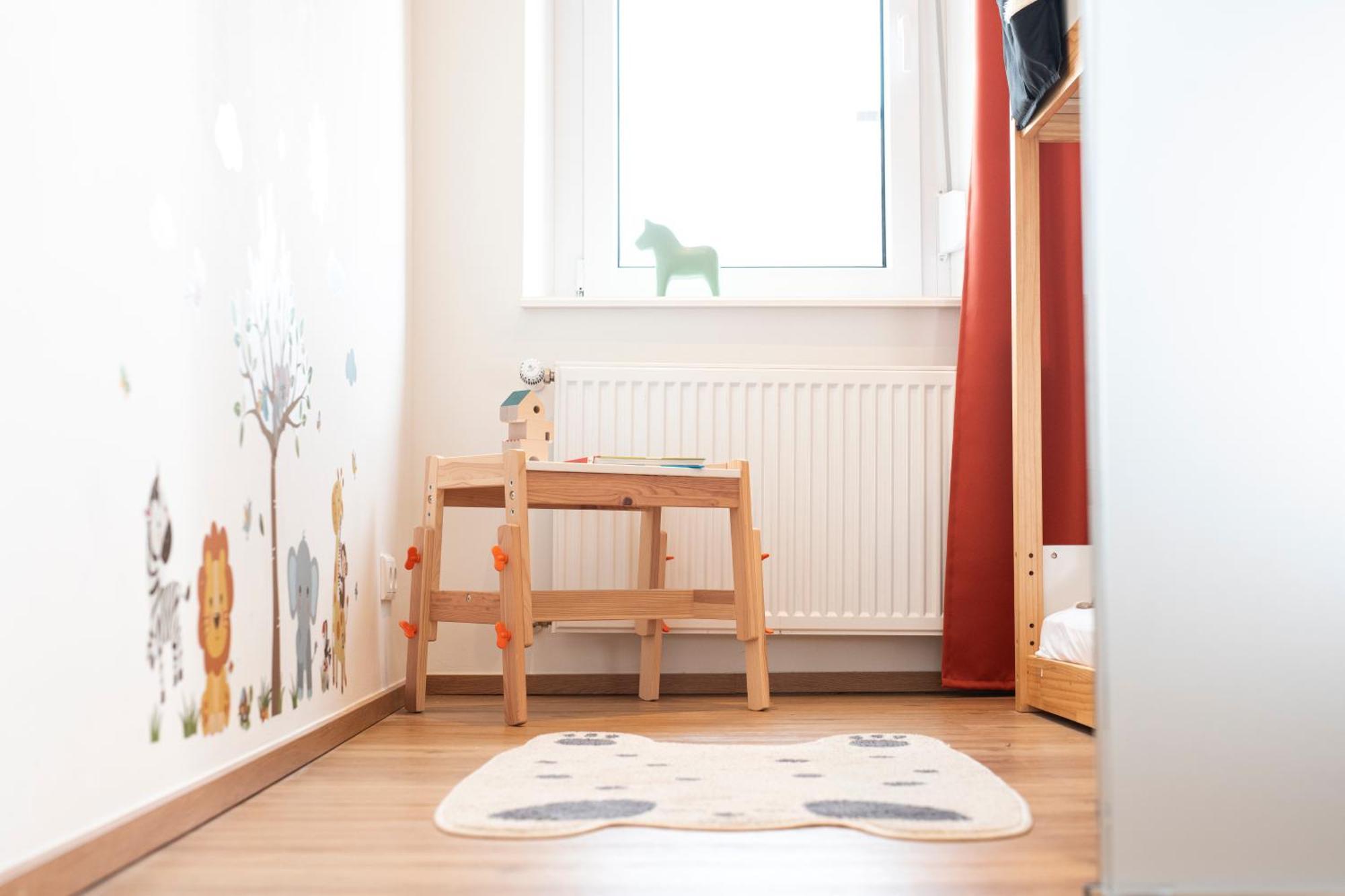 Bunter Hund Apartments - Zentrales Apartment, Parkplatz, Wintergarten, Kinderzimmer 로텐부르크 옵 데어타우버 외부 사진